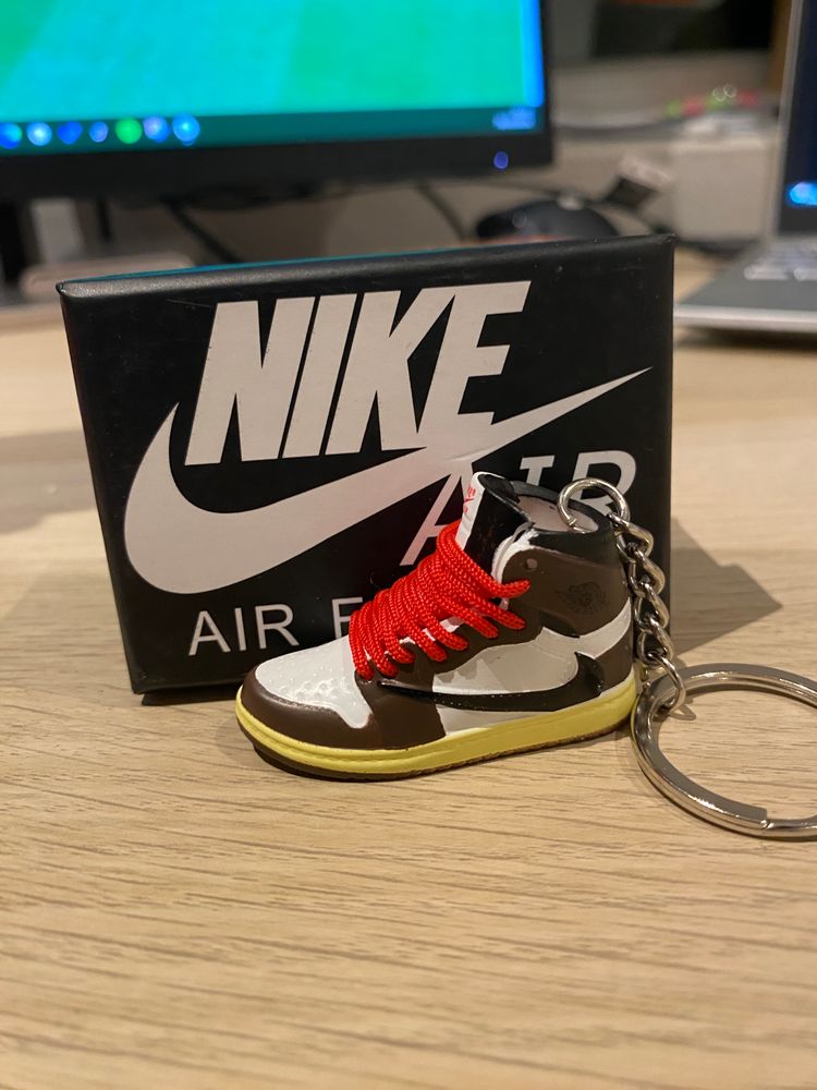 Nike Air Force 1 Sneaker Keychain