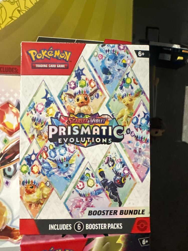 Pokémon Prismatic Evolutions Booster Bundle