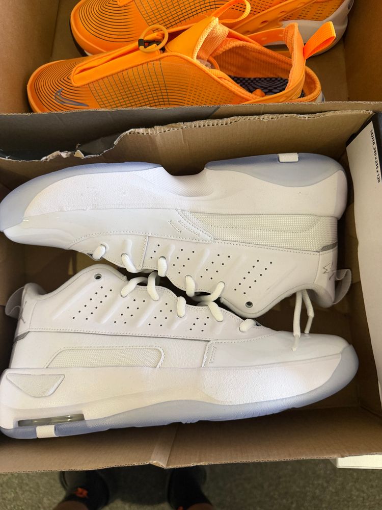 Jordan Max Aura 7