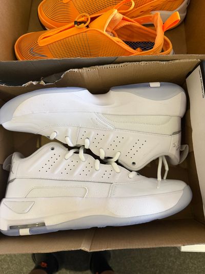 Jordan Max Aura 7