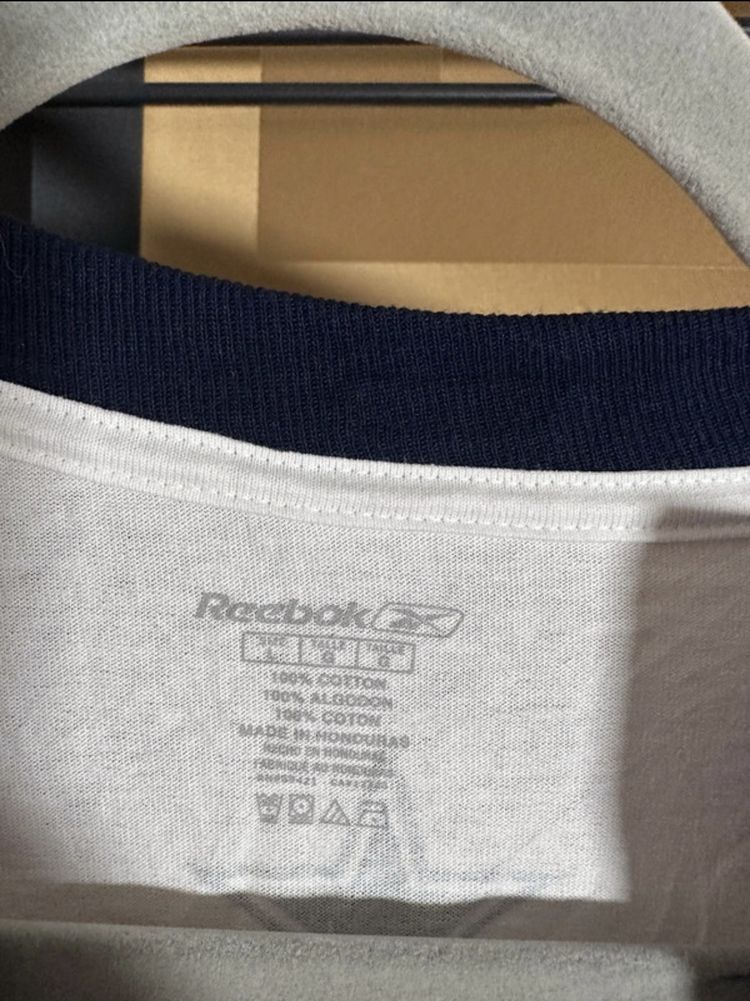 Immagine di vintage reebok long tee 4