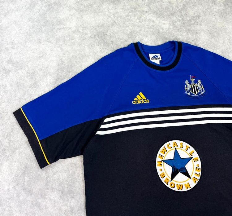 Vintage 1998-99 Adidas Newcastle United training t-shirt image 6