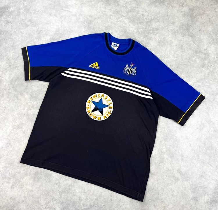 Vintage 1998-99 Adidas Newcastle United training t-shirt image 4