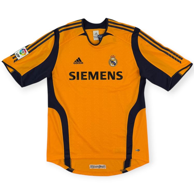 Real Madrid 2005 GK Shirt (M)