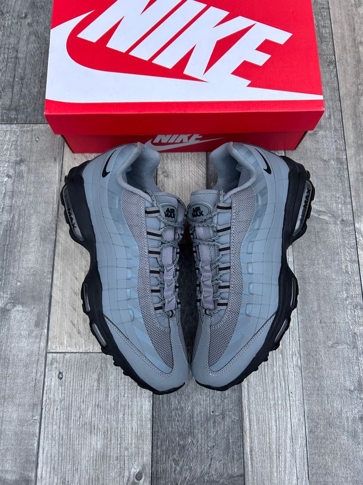 Nike Air Max 95 Ultra Trainers - ‘Smoke Grey Reflective’ - Size UK 9 (Pre-Loved) image 7