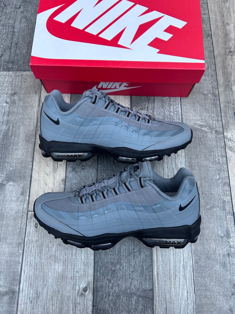 Nike Air Max 95 Ultra Trainers - ‘Smoke Grey Reflective’ - Size UK 9 (Pre-Loved) image 5
