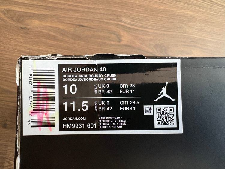 Air Jordan 40 Sneakers image 8