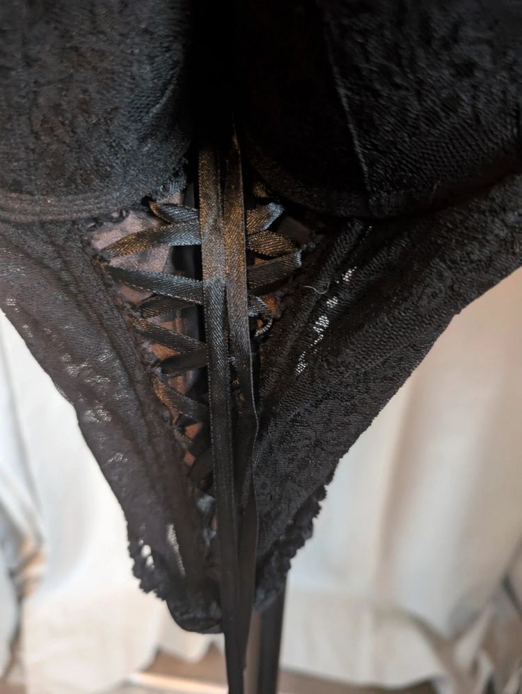 Fashion Elle Corset Top Black Lace Satin Basque L/XL Fits S/M Goth Y2K image 2