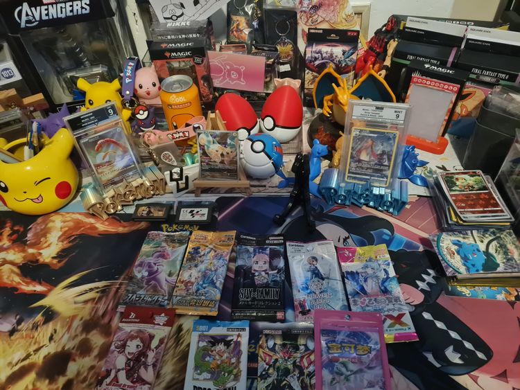 Pokémon Card/s On Screen product image