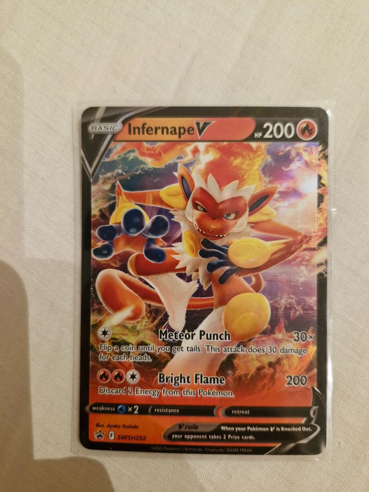 Infernape V Pokémon Trading Card
