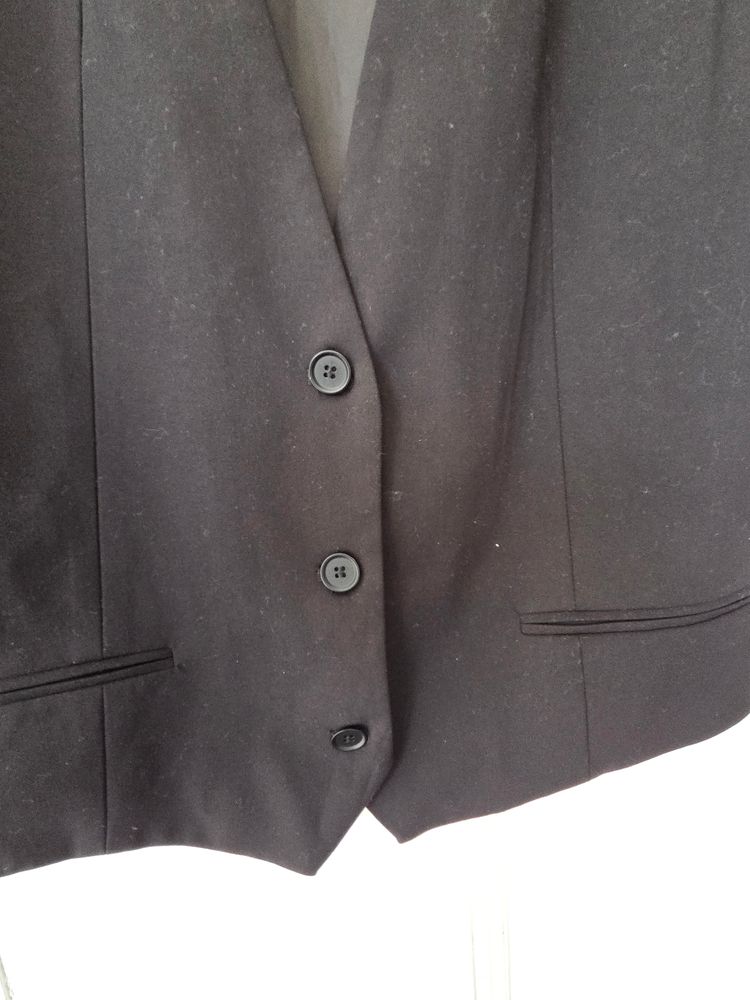 Zara Black Buttoned Vest 7