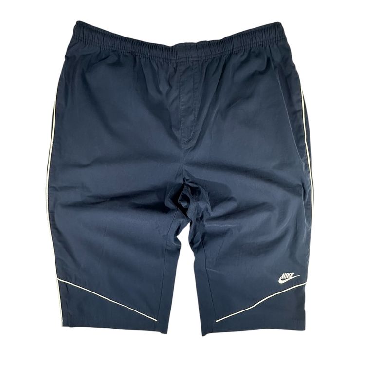 Nike Jorts 2000’s (XL)