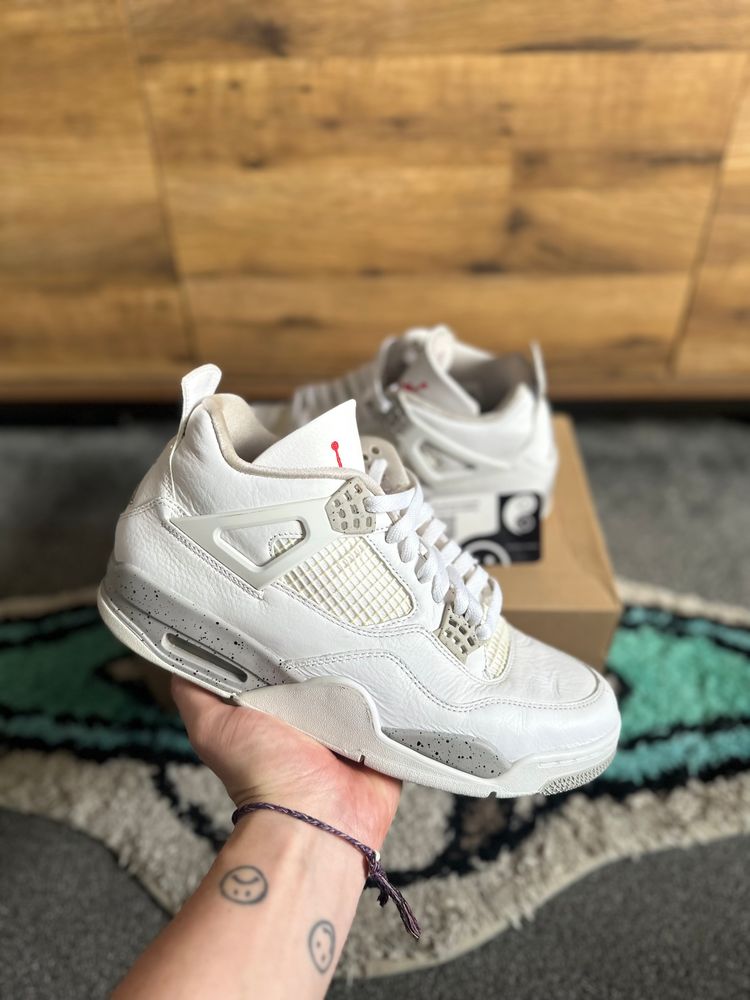 Nike Air Jordan 4 “White Oreo” U.K. 8.5