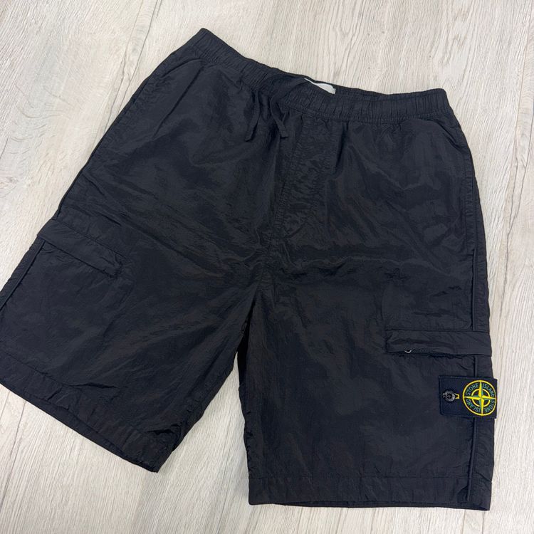Stone Island Men’s Black Nylon Shorts - Uk 34 image 9