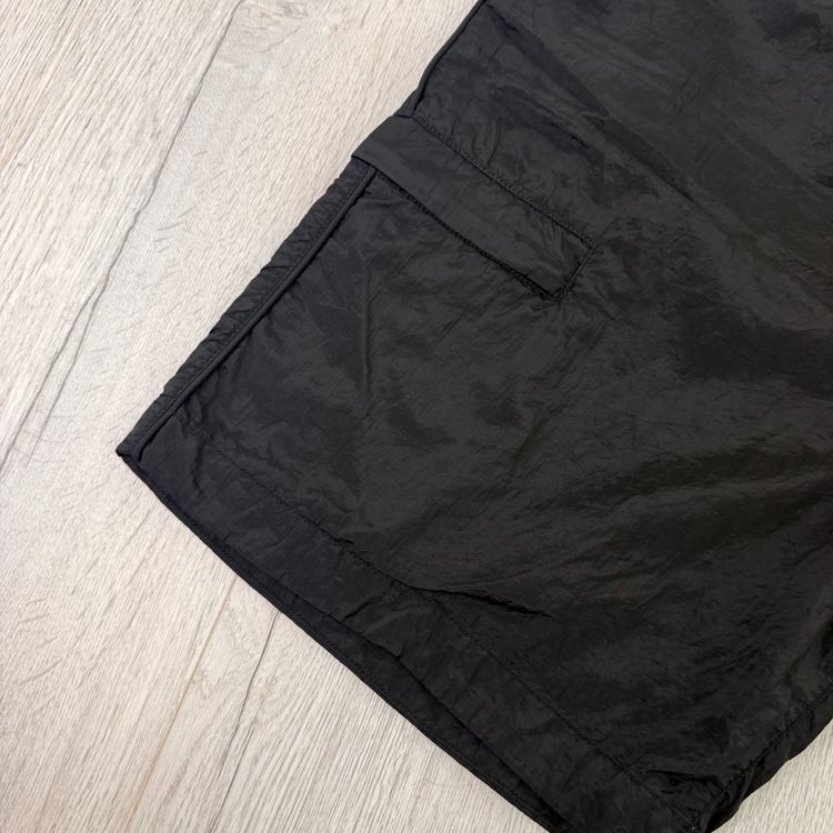 Stone Island Men’s Black Nylon Shorts - Uk 34 image 3