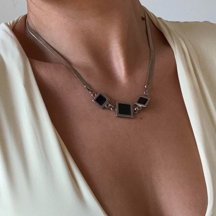 Silver black square pendant necklace 🤍