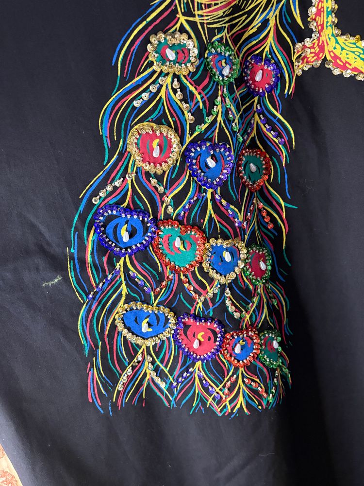 Emad Black Dress With Colorful Peacock Embroidery imagen 2