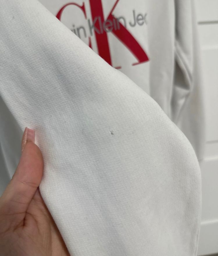 Calvin Klein Jeans White Sweatshirt 4