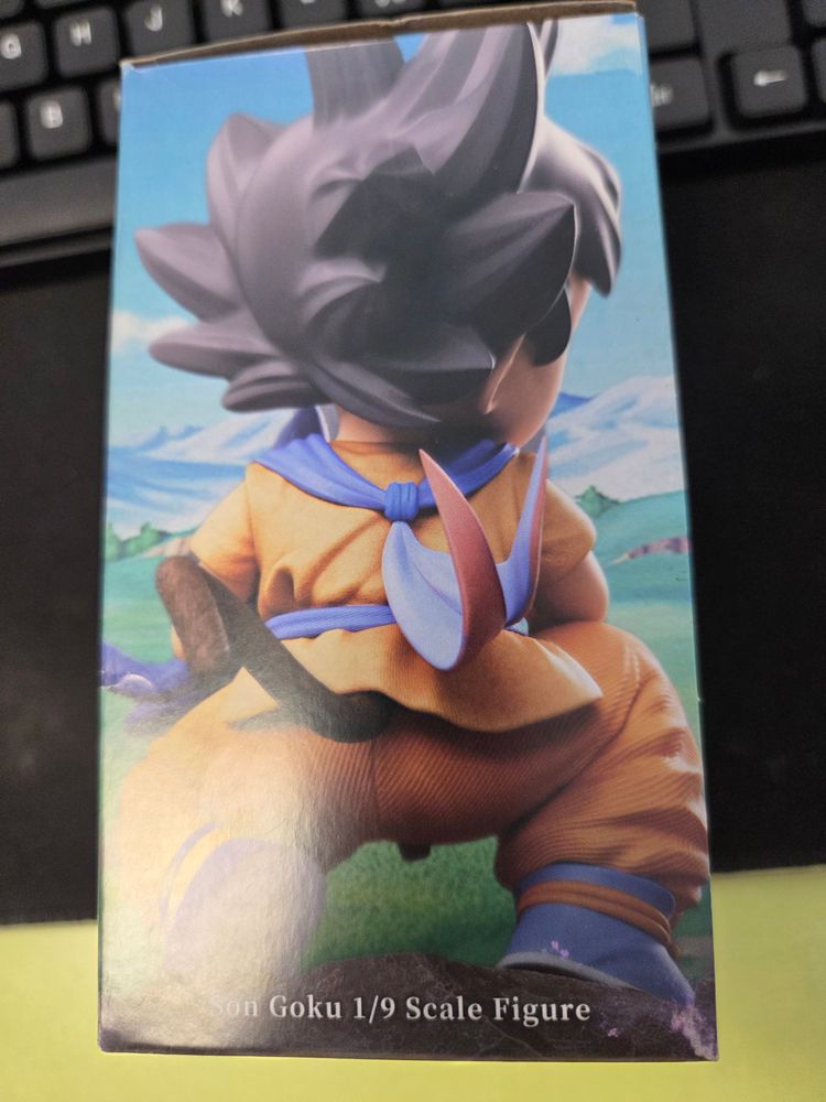 Son Goku 1/9 Scale Figure 2
