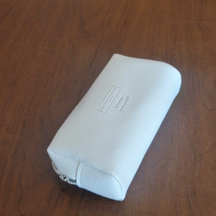White Leather Zippered Pouch image 2