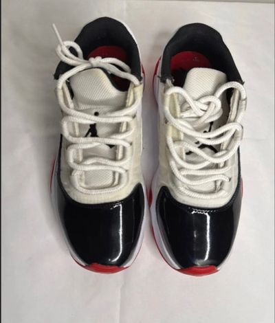 Pre owned Jordon Black, White, And Red Junior Boys Trainers
