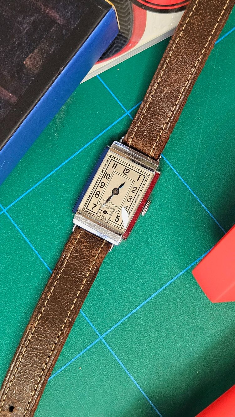 Rectangular Wristwatch With Leather Strap