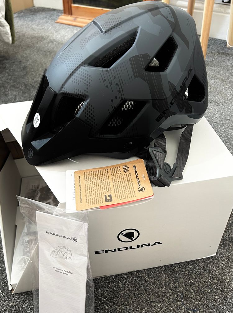 Endura Hummvee Plus Helmet image 9