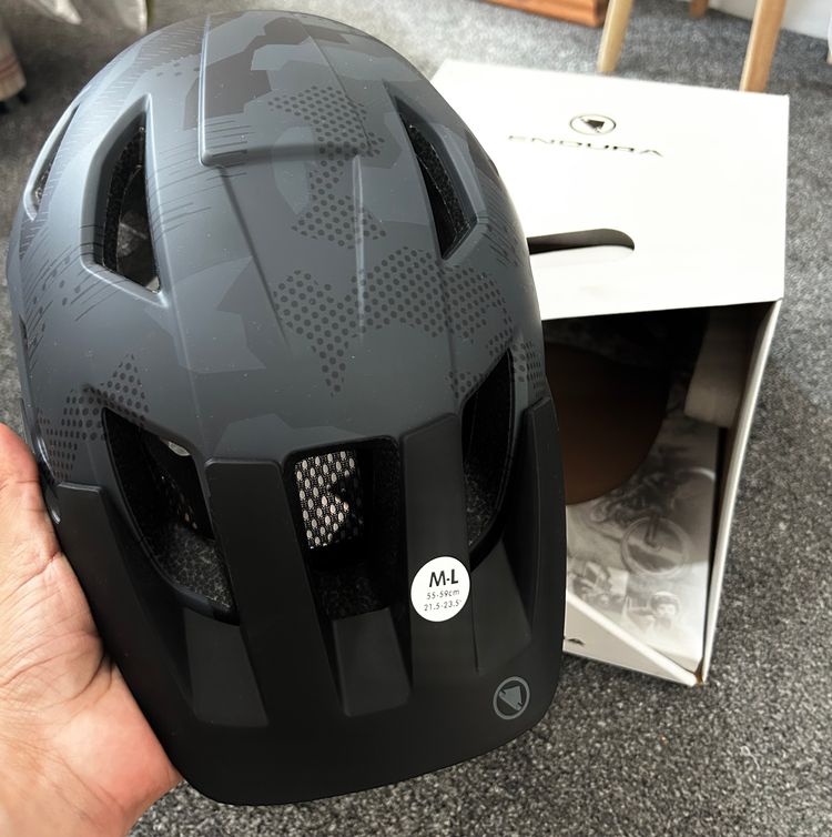 Endura Hummvee Plus Helmet image 8