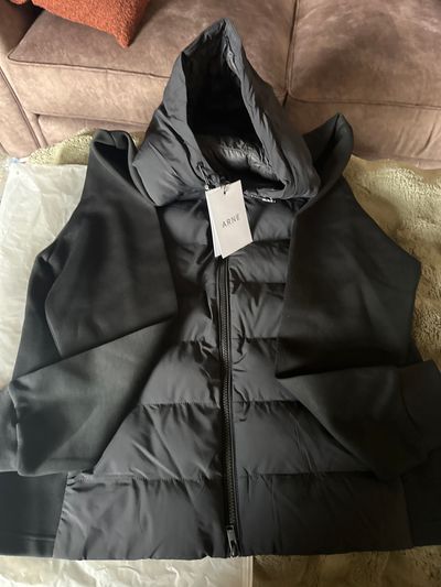 Black Hooded Puffer Jacket With Sleeves