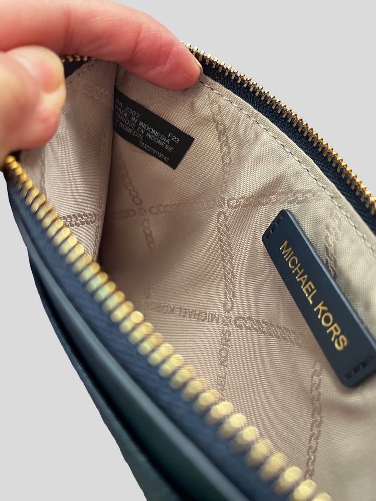 Michael Kors Navy large card holder Wristlet Pouch 5