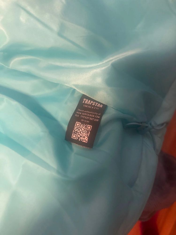 Trapstar Turquoise Puffer Jacket image 6