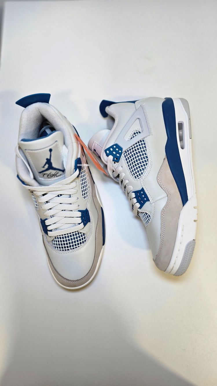 Jordan 4 military blue image 1