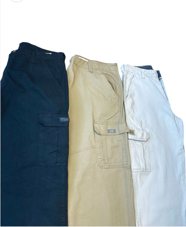 Random cargo pants (30 leg) image 3