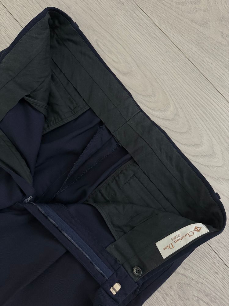 Dior 1980s Draped Pleated Wool Pants Navy - Size 34 Waist image 5