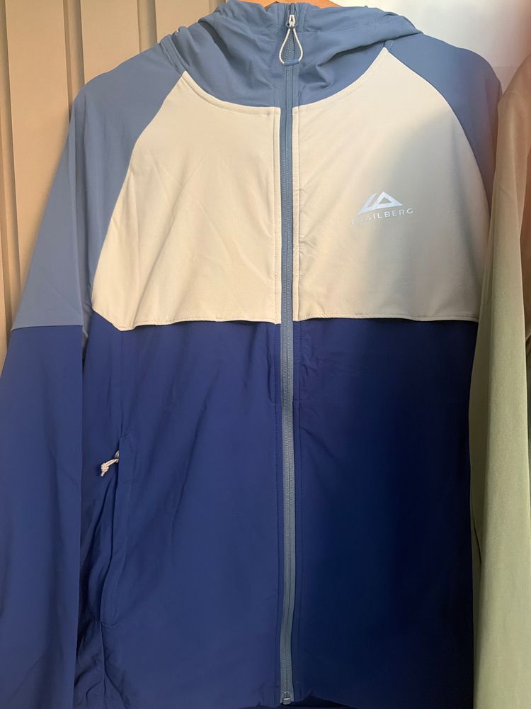 trailberg vista two piece sets