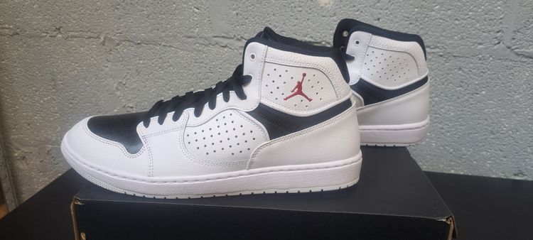 Jordan Access Jumpan UK 10.5 EUR 45.5 White Gym Red Black Brand New Full Box image 3