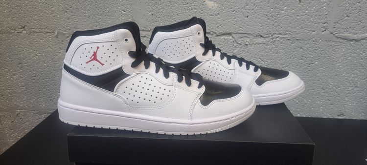 Jordan Access Jumpan UK 10.5 EUR 45.5 White Gym Red Black Brand New Full Box image 1