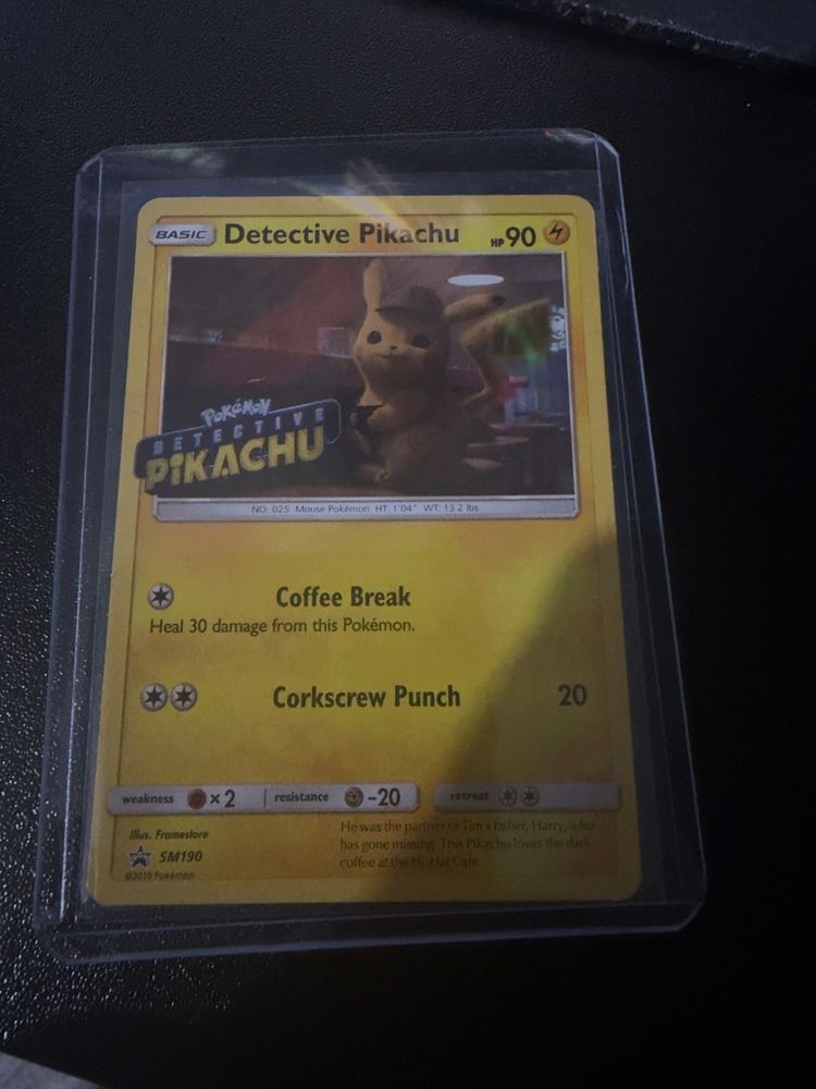 Detective Pikachu Trading Card