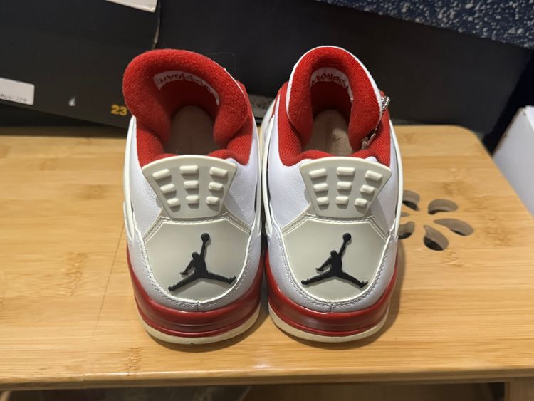 Jordan 4 retro 89  image 3