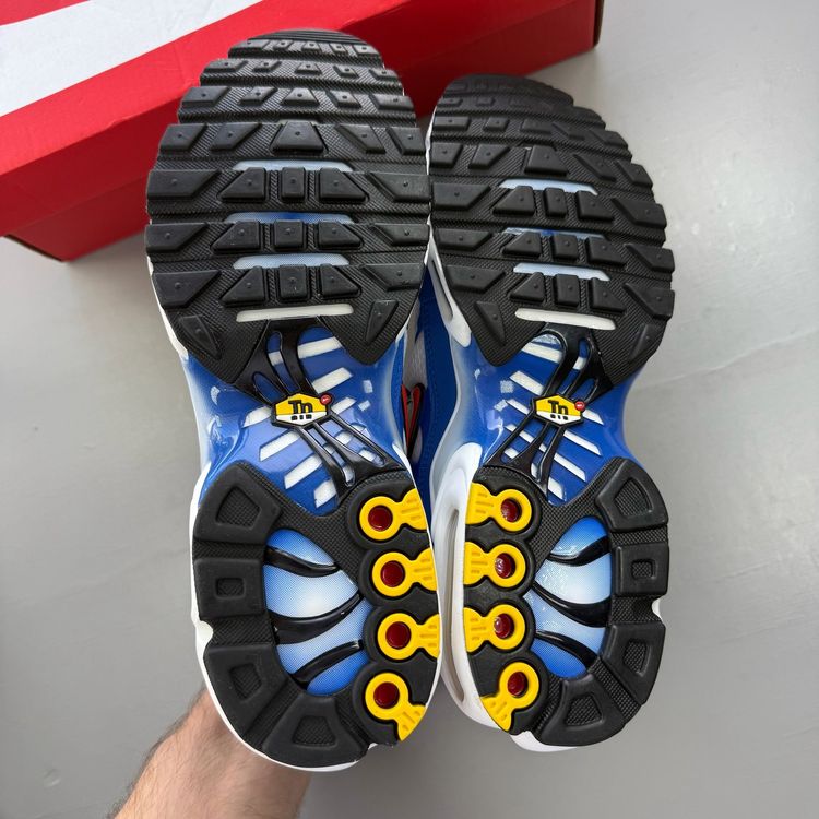 Immagine di Nike Air Max Plus TN Size UK 8 Knicks White Signal Blue Mens Trainers DM0032-107 3