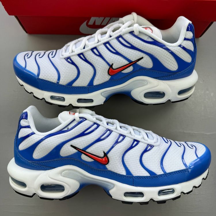 Immagine di Nike Air Max Plus TN Size UK 8 Knicks White Signal Blue Mens Trainers DM0032-107 1