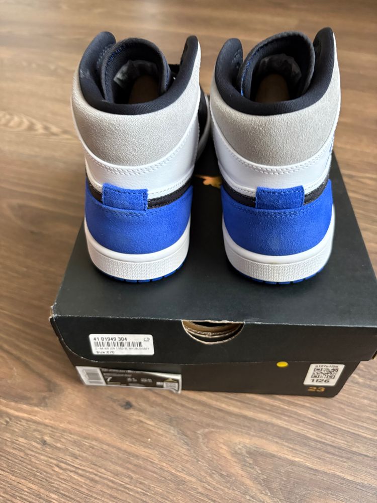 Air Jordan 1 Mid Se Sneakers image 3