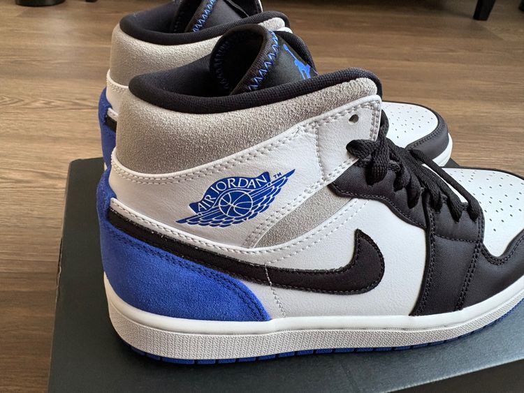 Air Jordan 1 Mid Se Sneakers image 2