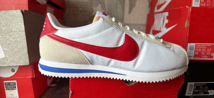 Nike White Sneakers With Red Swoosh
