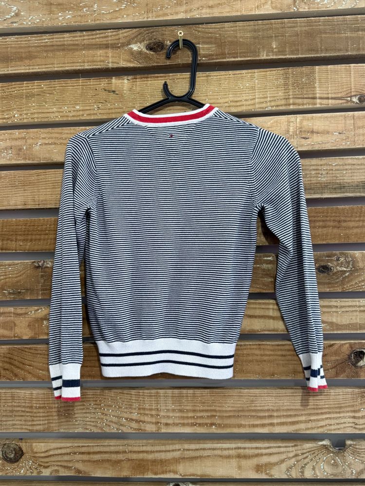 Vintage 90s Tommy Hilfiger V neck cotton jumper/ sweater. Blue and white stripe. Size 4-6. image 2