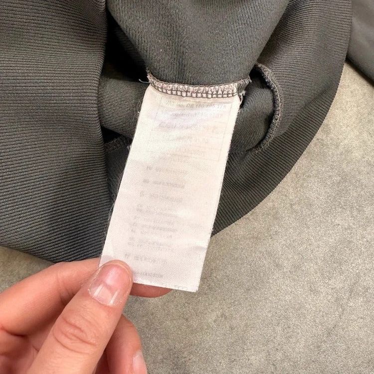 Carhartt track jacket image 2