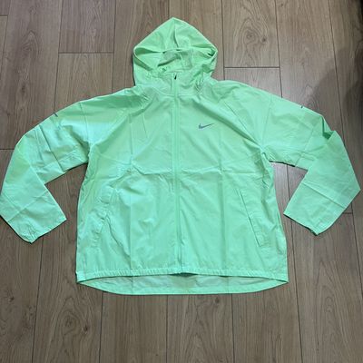 BNWT Nike Miler Repel UV Lightweight Running Windbreaker Jacket, Lime Blast
