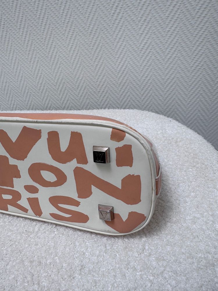 Louis Vuitton Alma Stephen Sprouse Edition image 12