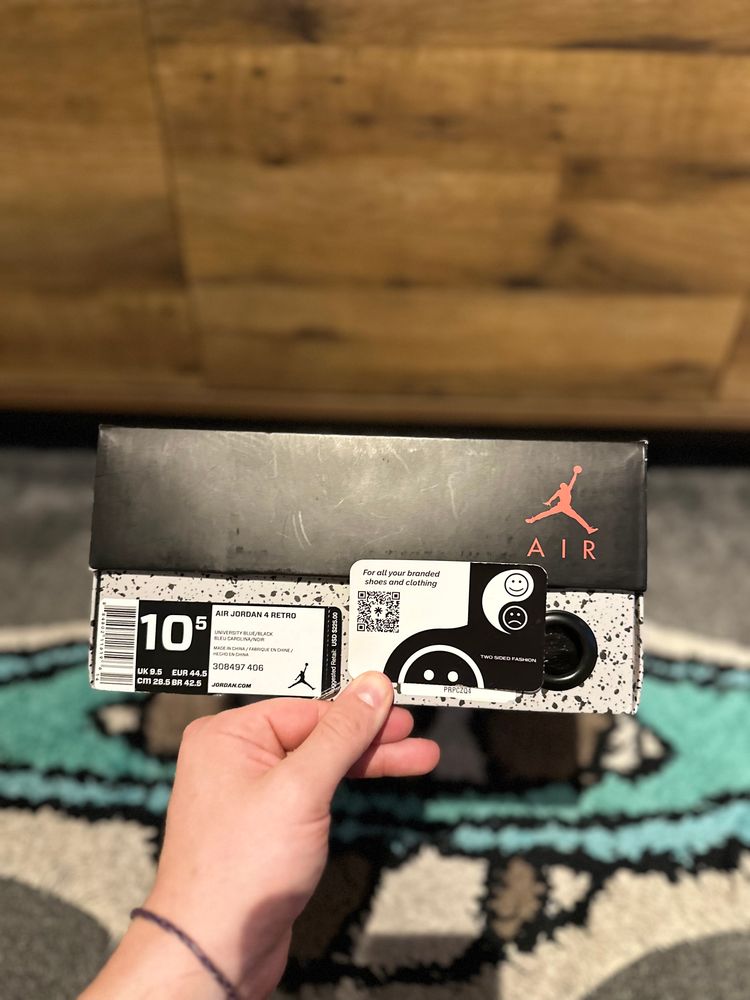 Nike Air Jordan 4 “Travis Scott Cactus Jack” U.K. 9.5 imagen 9