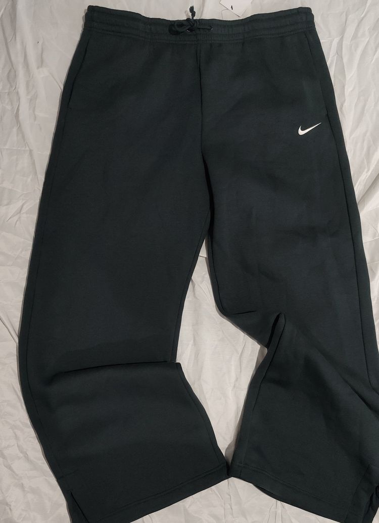 Lot3 Nike Black Sweatpants